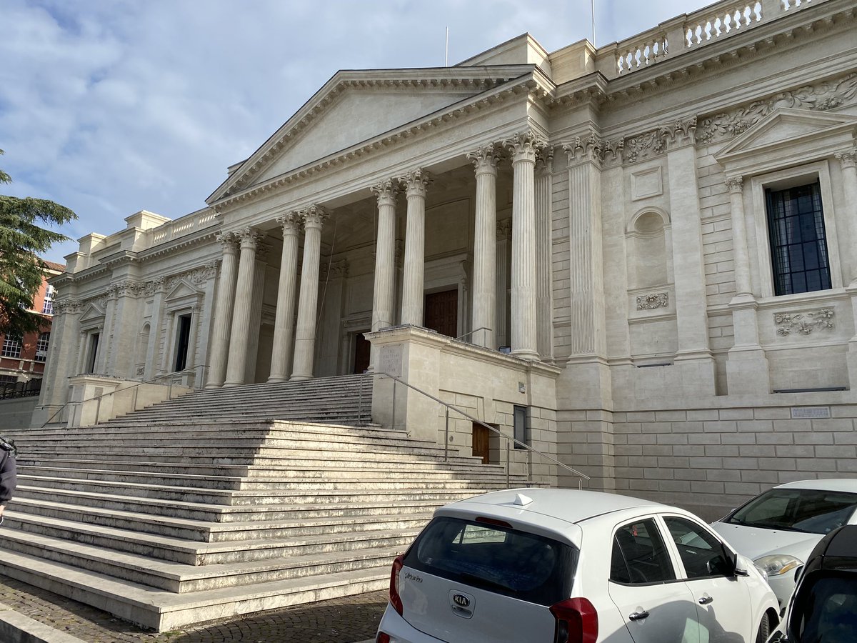 DarioCalomino's tweet photo. delighted to have made it to the second day of @RomeCoin conference at the @the_bsr to learn about exciting new research and meet old friends #RACOM https://t.co/EXNnBlLCWH