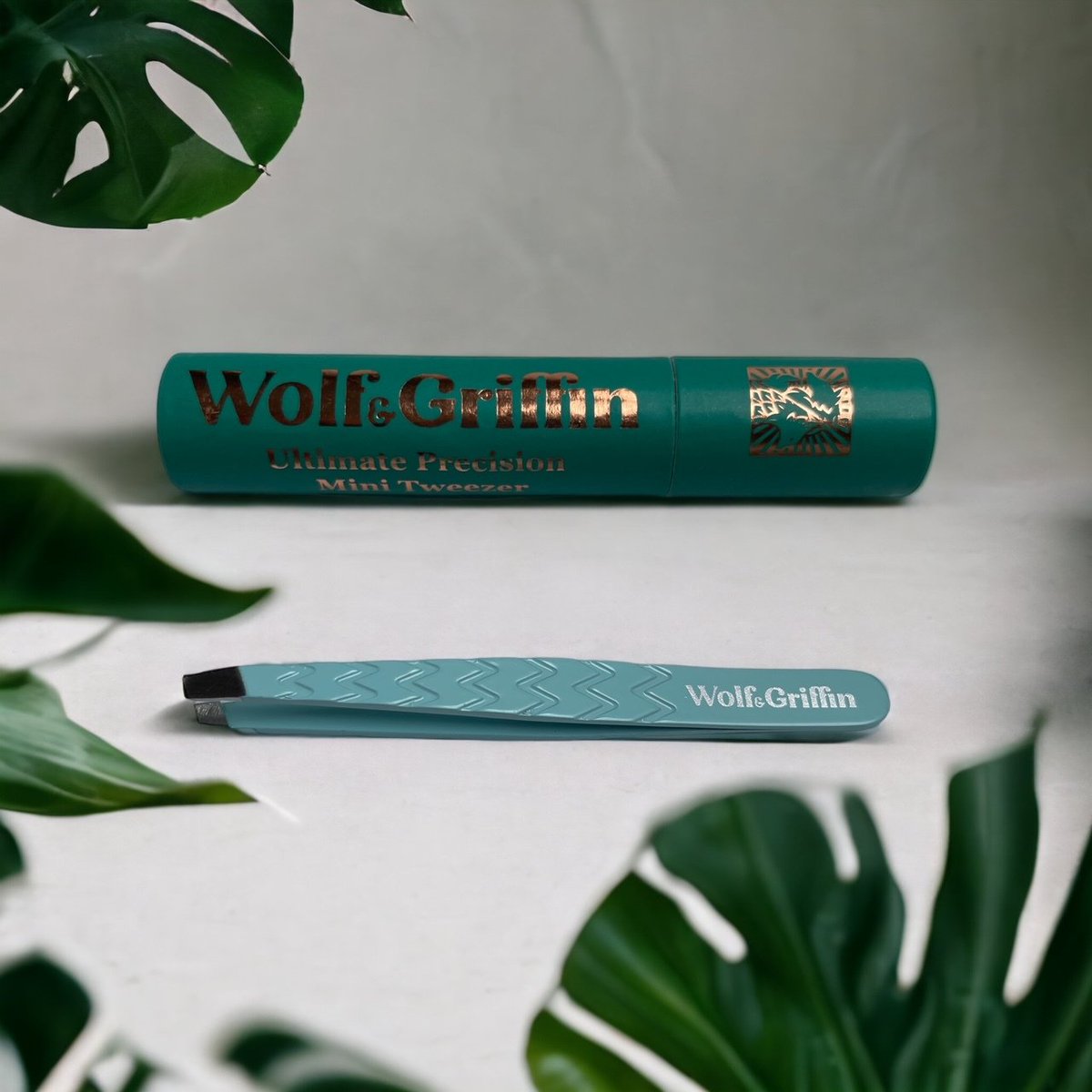 Introducing the latest addition to the Wolf &amp; Griffin Ultimate Precision Mini Tweezer collection - the stunning Duck Egg colour! 

Upgrade your beauty game with the gorgeous new shade! 🌟 

#sustainablebeauty #eyebrows #mua