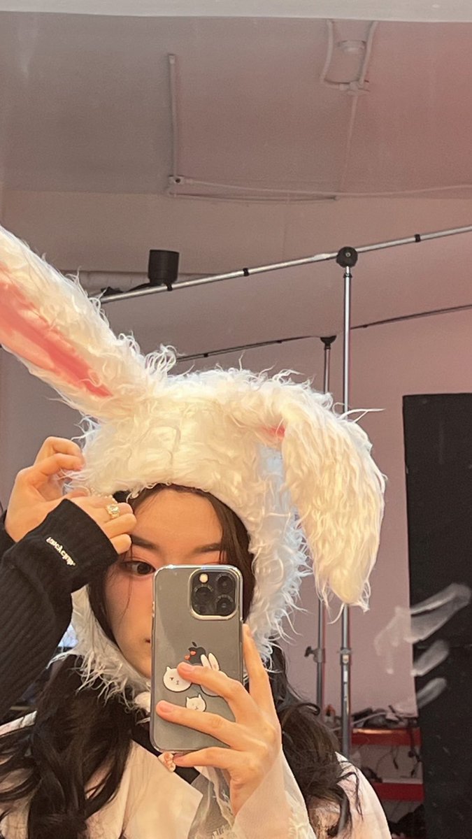 yeonpubom's tweet photo. 컨셉 엄청 다양해보임…기대된다 https://t.co/O5ihbobOa2