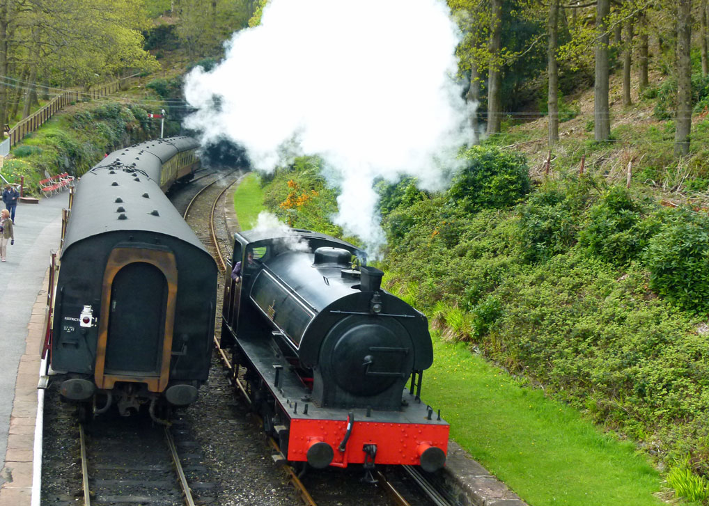 Lakeside and Haverthwaite Railway is a heritage railway running on a 3 mile former branch line of the Furness Railway between the southern tip of Lake Windermere and Haverthwaite. Steamers run to Lakeside from Windermere and Ambleside. #LakeDistrict #Cumbria Choo! Choo!