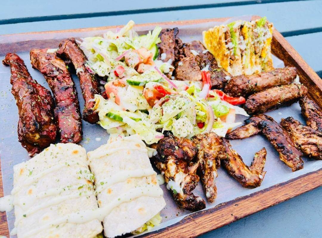 Bua_News's tweet image. Hey TUT Fam!
On this fine ChooseDay we choose 
Businessman and Business Administration student, Katlego Ngakane.

For more on this, please page 11 of our April Issue. 😉

tut.ac.za/s-cam/Publicat…