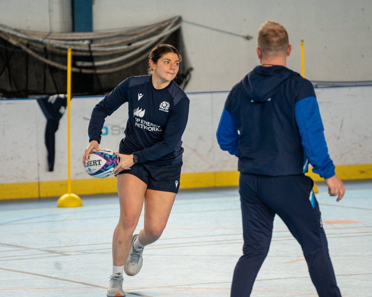 G_HMedia's tweet photo. HK Sevens 🥉 with @GBRugbySevens ▶️ @Melrose7s HoF ▶️ 5⃣0⃣ appearances...

This afternoon @lisathomson10 cannot wait to round off a dream couple of weeks by earning a 50th @Scotlandteam cap in the @Womens6Nations versus France

✍️ https://t.co/iZiOSa6vUA https://t.co/jan60n4PIp