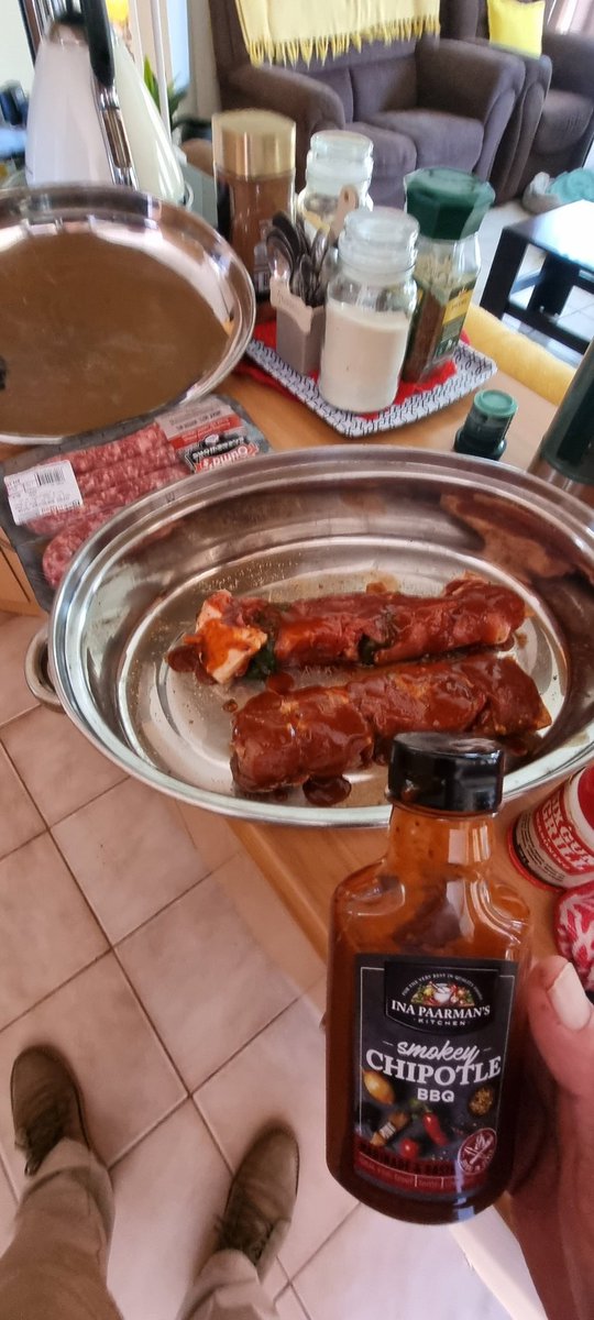 cornedupreez1's tweet photo. Ons toets ń bietjie tannie @inapaarman se marinade op die #Espetadas vandag so op die vuur🤗 #LayedBackSunday https://t.co/fLNlt6eBfq