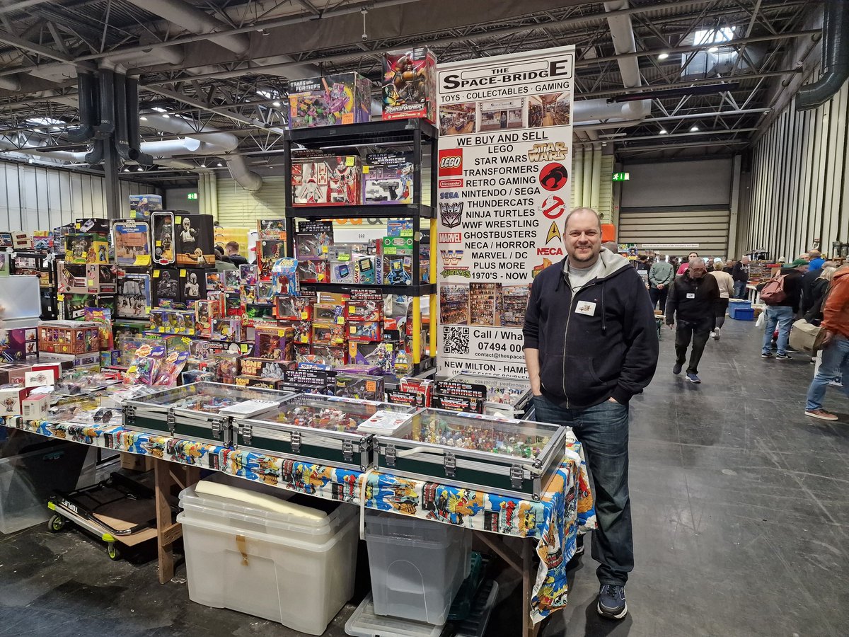 All setup at the NEC BP Toy Fair.

Come say hi if you are here!

#toyfair #necbirmingham #collectabletoys #actionfigures #starwarstoys #transformers #transformersg1 #teenagemutantninjaturtles #mastersoftheuniverse #thundercats #ghostbusters #hasbrowwf #lego #powerrangers #boglins