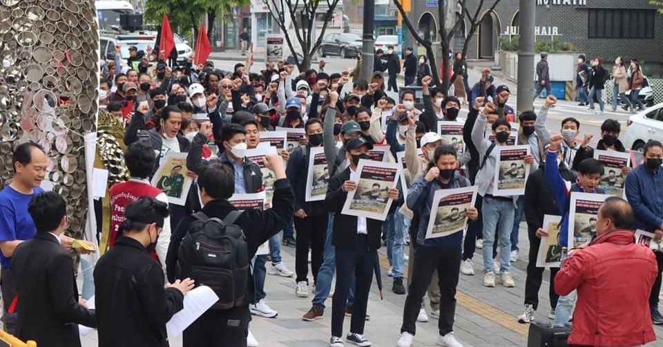 Winter Bear 🦋🇲🇲 tweet media