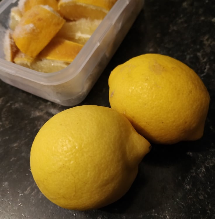 🍋 You'd be a right lemon to waste any lemons! 🍋

If they are starting to go soft, you can zest them, slice them or juice them before adding them to the freezer for use at a later date. You can do this with all citrus fruits.

Compost the peel #BackToTheSoil! 💚♻️🌈
