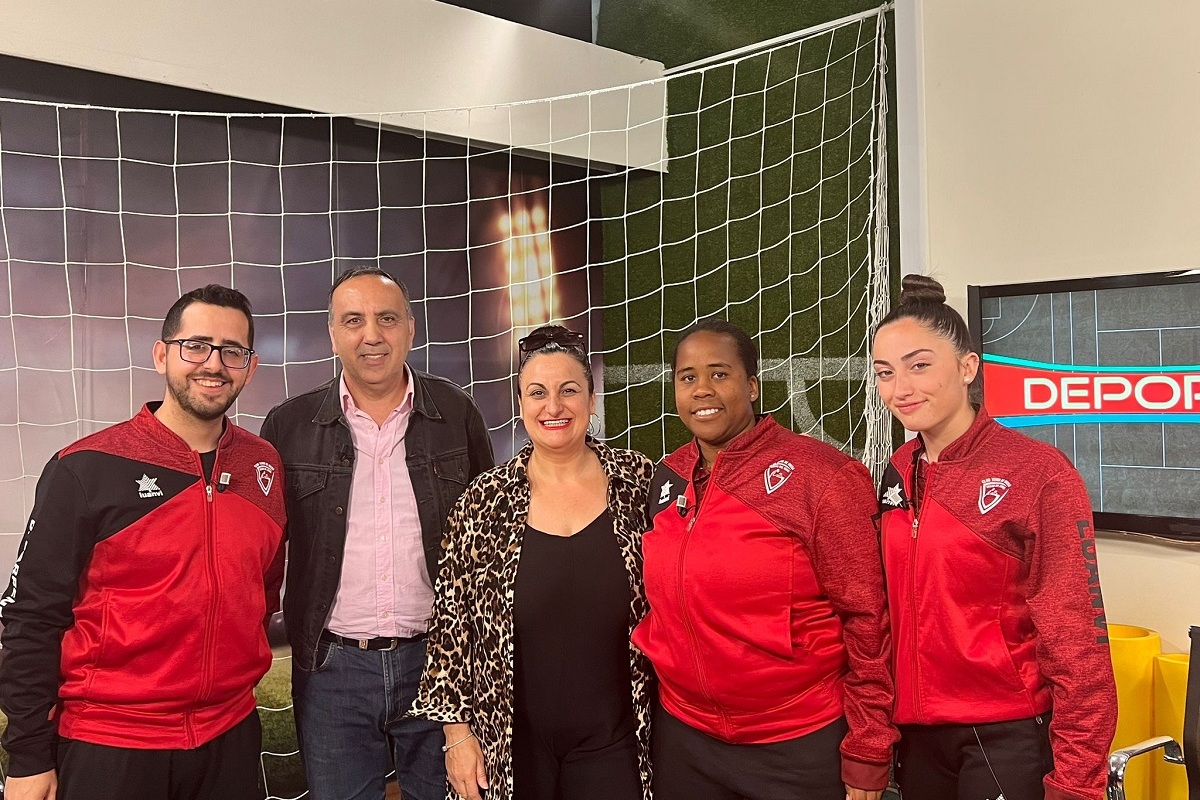 #NOTICIAS | El Club Tenis de Mesa Vegas del Genil estuvo presente en el programa de deportes de la televisión municipal de Granada TG7. 

Podéis ver la emisión en el enlace 👉🏓💖

youtube.com/watch?v=cgKCby…   (a partir del minuto 42.38)

<a href="/Andaluza_TM/">Federación Andaluza de Tenis de Mesa</a> <a href="/TG7tv/">TG7-Televisión Municipal de Granada</a>  <a href="/DeporteAND/">Andalucía es Deporte</a> <a href="/iadeporte/">Instituto Andaluz del Deporte</a>