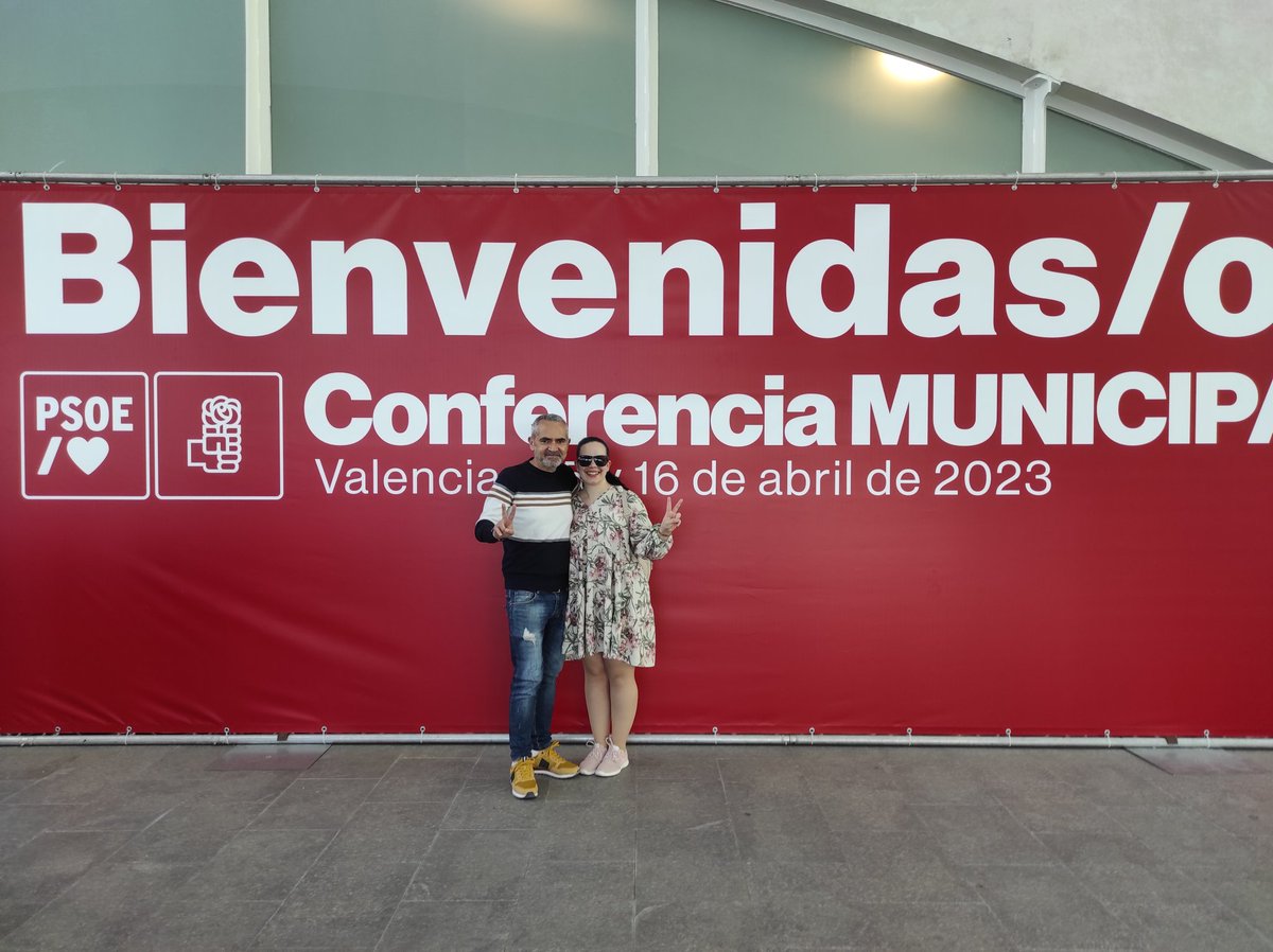 Estamos con el @PSOEValencia , estamos con nuestra candidata a la alcaldía de Valėncia @SanGomezLopez 

Con Ana María Gómez Aroca en la @ciudadartesciencias

#Valėncia #SandraGómezAlcaldesa
#DefiendeLoQuePiensas