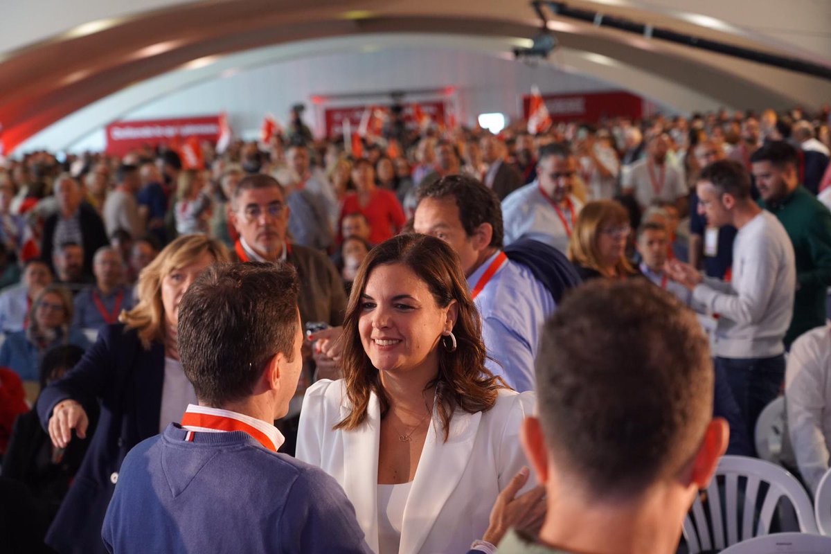 SanGomezLopez's tweet photo. ¡Hoy es el gran día! ✊🏻🌹

Arranca la clausura de la convención municipalista del @PSOE, junto a @sanchezcastejon y @ximopuig.

🔴 Puedes seguirlo en directo aquí: https://t.co/ryYHFU8mZM

#SandraGómezAlcaldesa
#DefiendeLoQuePiensas https://t.co/szSP4Jf55g