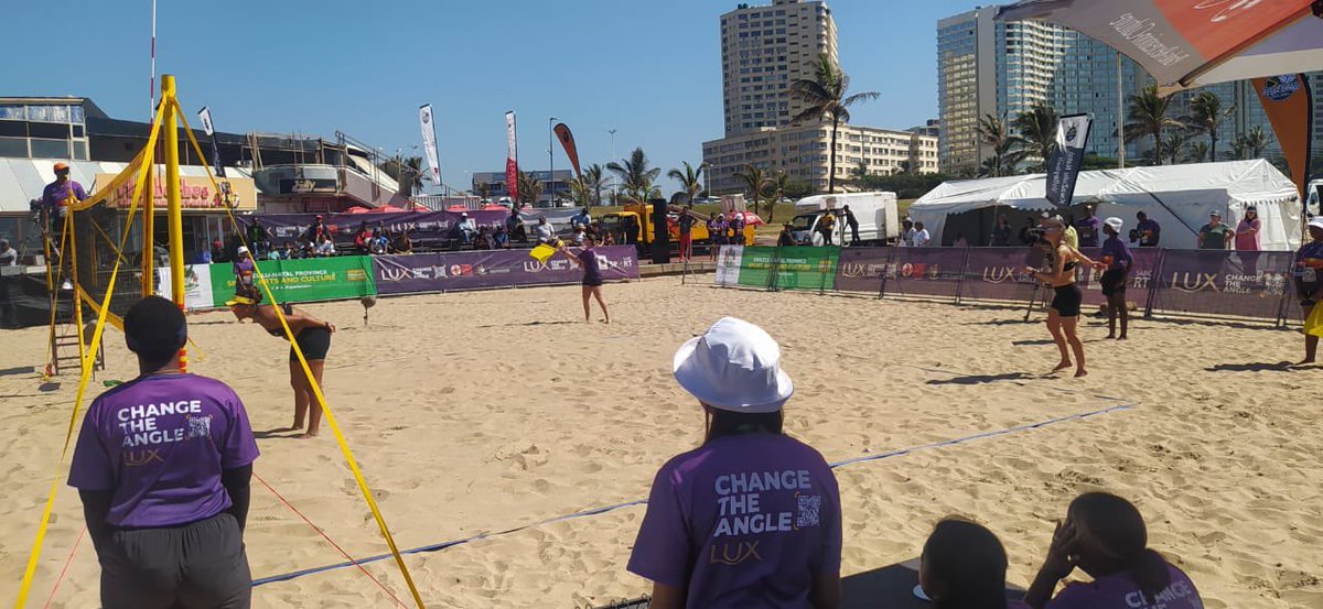 gsport4girls's tweet photo. The #DurbanOpen2023 final is underway as Masinga/Webber take on Kinsey/Simpolous 🏐

#ChangeTheAngle #LUX #PaidPartnership @LUX_SA https://t.co/HLUtDN4KIt