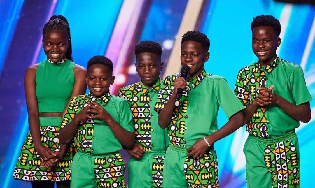 agondeze19's tweet photo. As you are still amazed by the Ghetto Kids's performance at Britain's got Talent with that Golden Buzzer, #Wapae video by @6ix9ine is out on YouTube. Shot on an iPhone in Uganda🇺🇬 features Hyper Kids Africa, showing amazing dance moves.
Uganda 🇺🇬🇺🇬 Africa ✌🏾✌🏾 https://t.co/CtjoZA4RD2