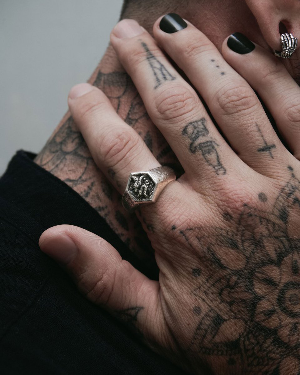 AskEmblaStore's tweet photo. Whether you’re drawn to the darkness or to the light, let the Sinner Ring stake you to the answer you seek.

See the collection at https://t.co/Ac2Fr43RNh.

-

#askandembla #askemblastore https://t.co/h6Nf1KwUwf
