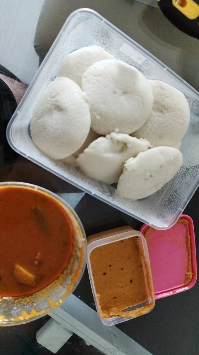 ramkumaar_'s tweet photo. @AaronAgoDagang Ni makanan kegemaran kita..Idli https://t.co/jSCRjZV4Ke
