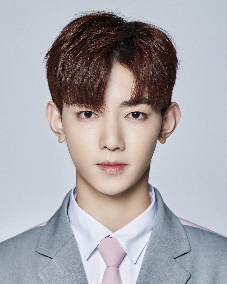 ZHANGHAO_MY's tweet photo. Hi everyone, this is a Malaysian fanbase for #ZHANGHAO #章昊 #장하오 #ジャンハオ 🇲🇾

We will try our best to share information and contents about Zhang Hao to local fans. Let’s do our best to support him! https://t.co/96PiRbXR1y