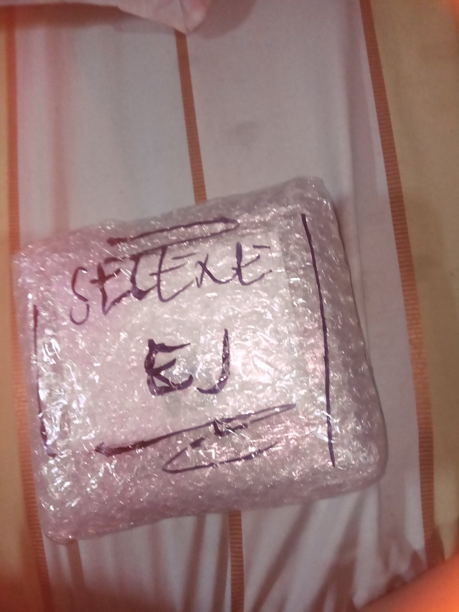 selene_Ej's tweet photo. I'm so inactive here since I'm busy to school, I want to say thank you to ate @K1NGKEI thank you for this gift Po 😭😭♡♡ https://t.co/IypXd4zvbK