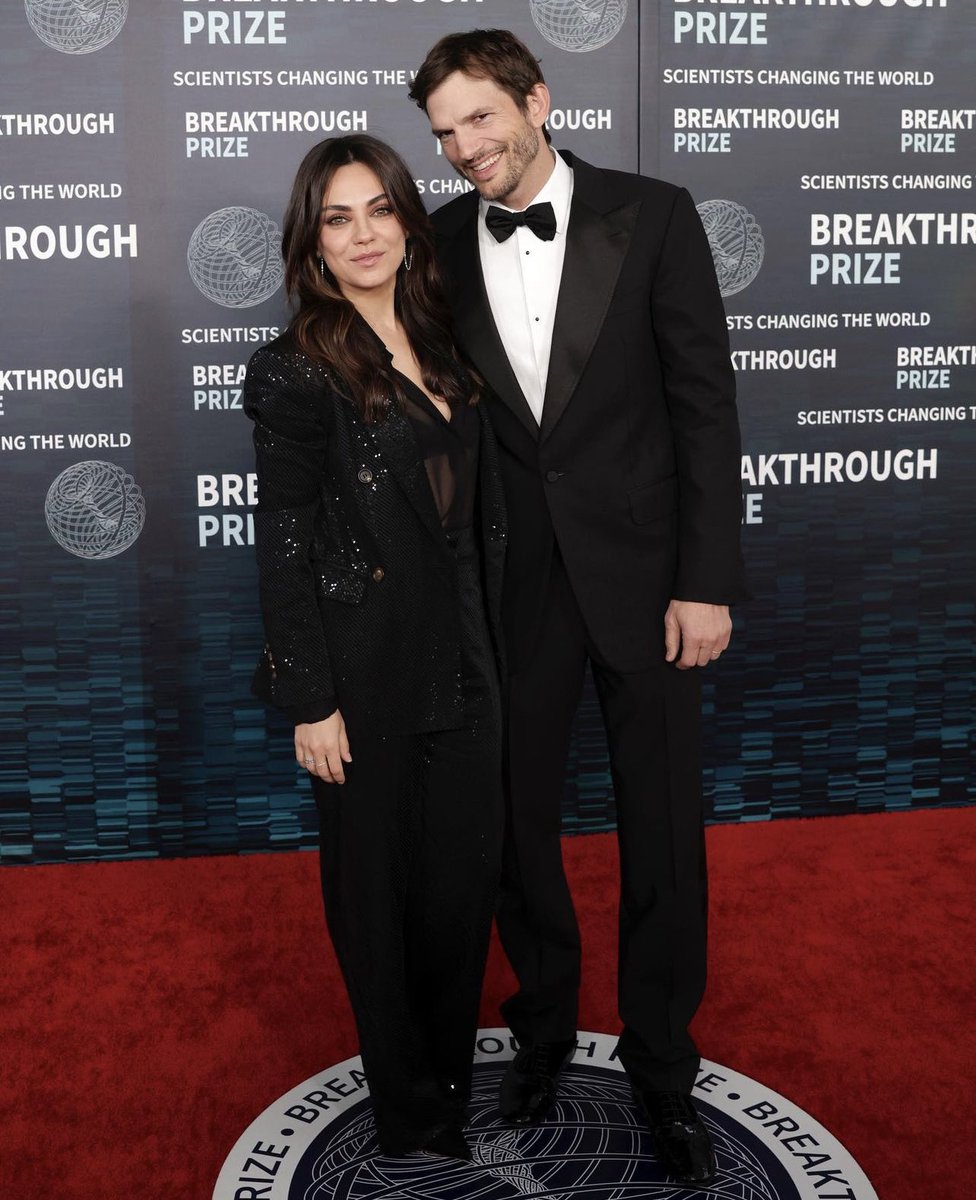 mila kunis fans on Twitter: "๐ธ Mila Kunis & Ashton Kutcher at the