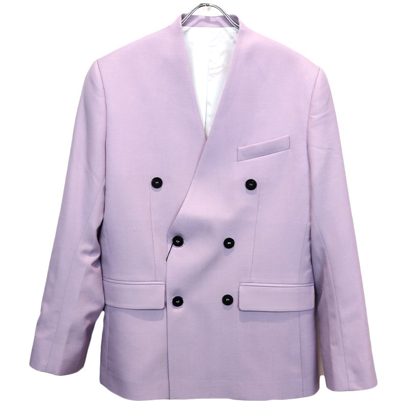 The beautiful purple suit Jiyong wearing at the ✔️x 🌼 KWONDO 1