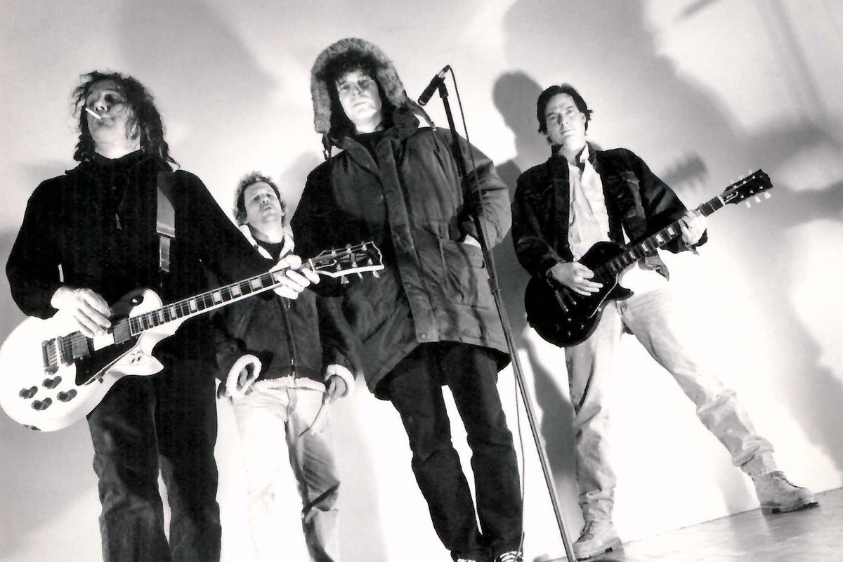 elsotaescala's tweet photo. #bersions
333.- #CymbalsEatGuitars "Gleemer (The Deeds of Fertile Jim)" -2011- (#TobinSprout) #GuidedByVoices -1993-
https://t.co/4Wog1mmAba https://t.co/RaIBlZao5x