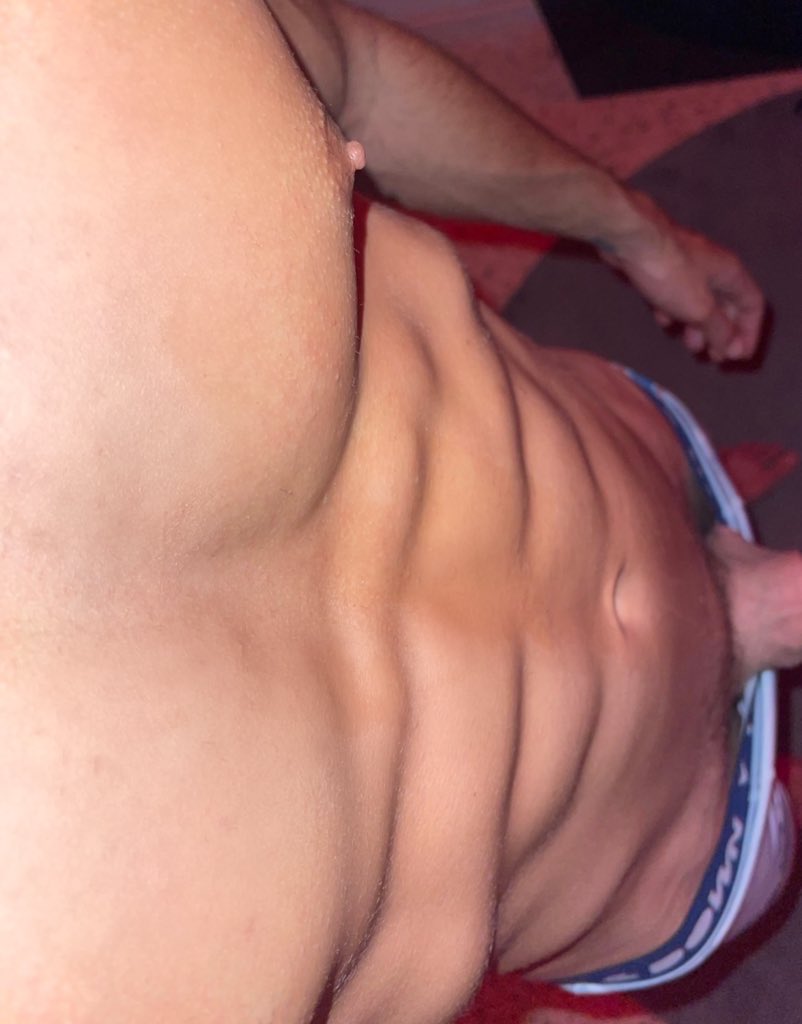 dormathieuxxxxx's tweet photo. TTBM recherche Bottom très pute pour video
RT si t’es intéressé 🍆 https://t.co/6M3zfmEqIq