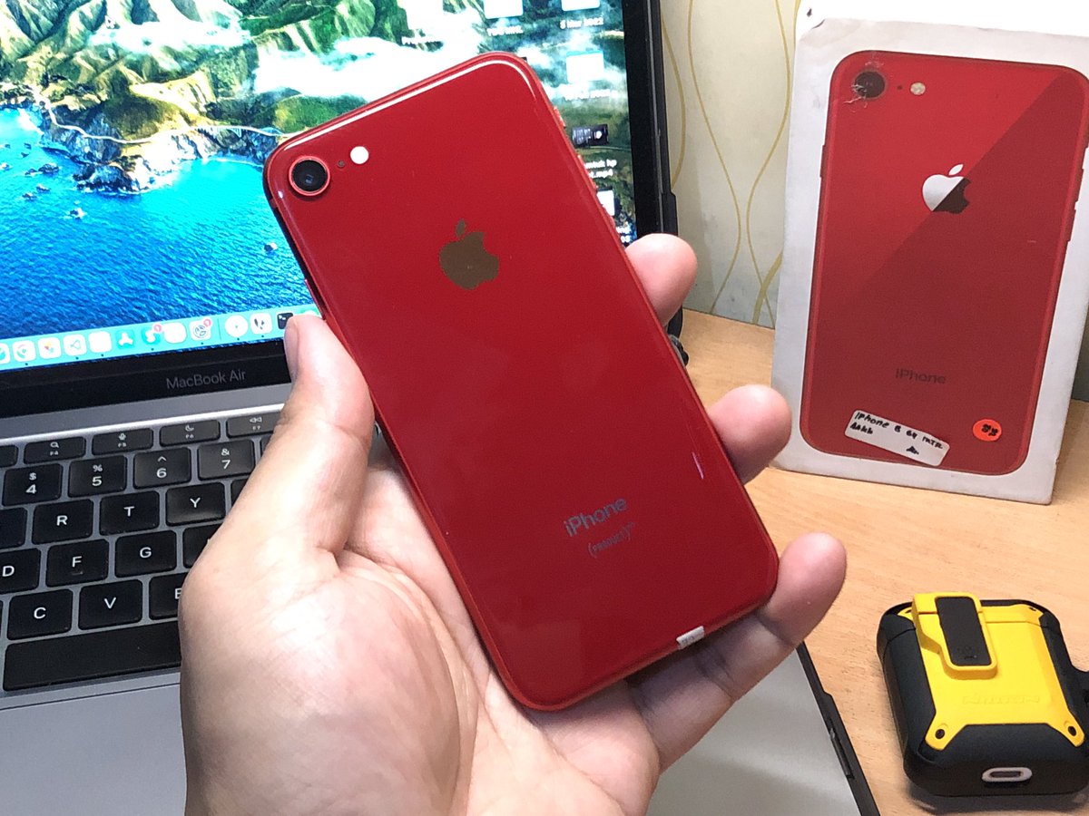 calvin1506's tweet photo. Nekat pake iPhone 8 di 2023!
https://t.co/EgKmL2e8Tv https://t.co/72ewDd3HmI