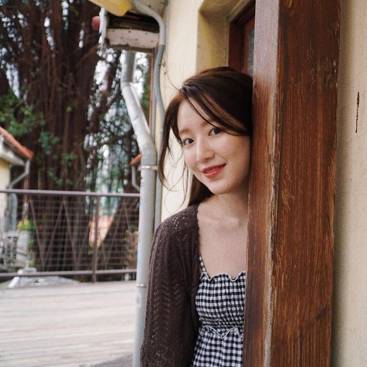 RJSHLOOK's tweet image. peekaboo