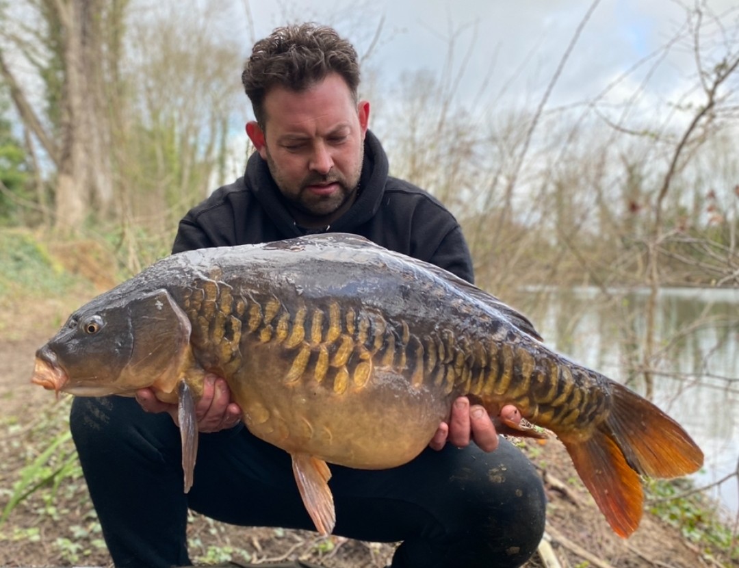 Gerry in Yateley with a Classic the New Mixed Secret Smurf Pellet and Ocean Sludge with Fresh SS4 doing it 

pukkasquirrelbaits.co.uk 

#PukkaSquirrelBaits 
#PSB
#FreshIsBest 
#Pukka 
#OceanSludge