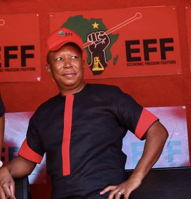 Diego_Chuene (@diegochuene) on Twitter photo Hit like if you agree <a href="/EFFSouthAfrica/">Economic Freedom Fighters</a> must take over next year #NationalShutdown Hit like if you agree <a href="/EFFSouthAfrica/">Economic Freedom Fighters</a> must take over next year #NationalShutdown