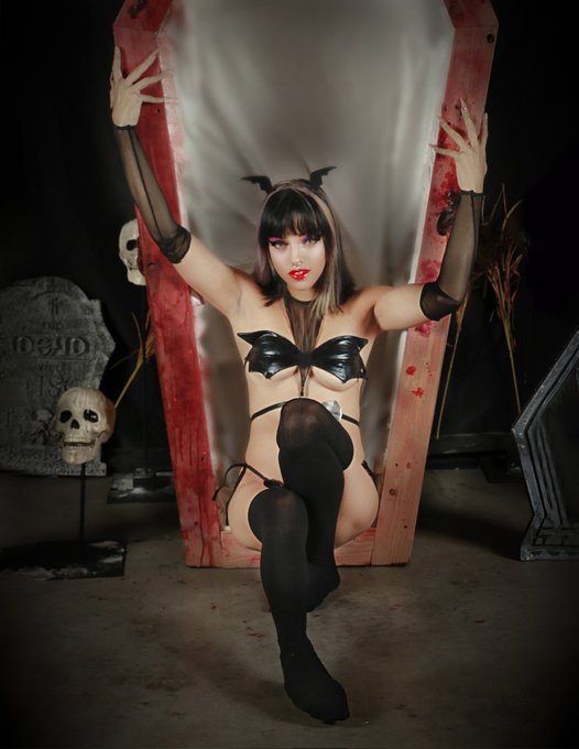 #egirl #altgirl #gothgirls https://t.co/hduMgd0ie8<a href="/tag/egirl"class="tags">#egirl</a><a href="/tag/altgirl"class="tags">#altgirl</a><a href="/tag/gothgirls"class="tags">#gothgirls</a>