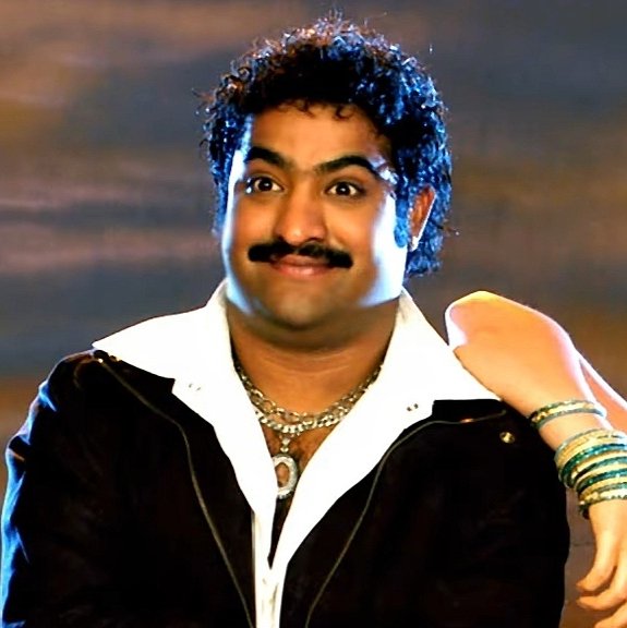 thalabhem0's tweet photo. @fizzie_girl NTR:Amma amma gayatri gayatri
Aa biryani potlam icheyamma https://t.co/VLActURWlu
