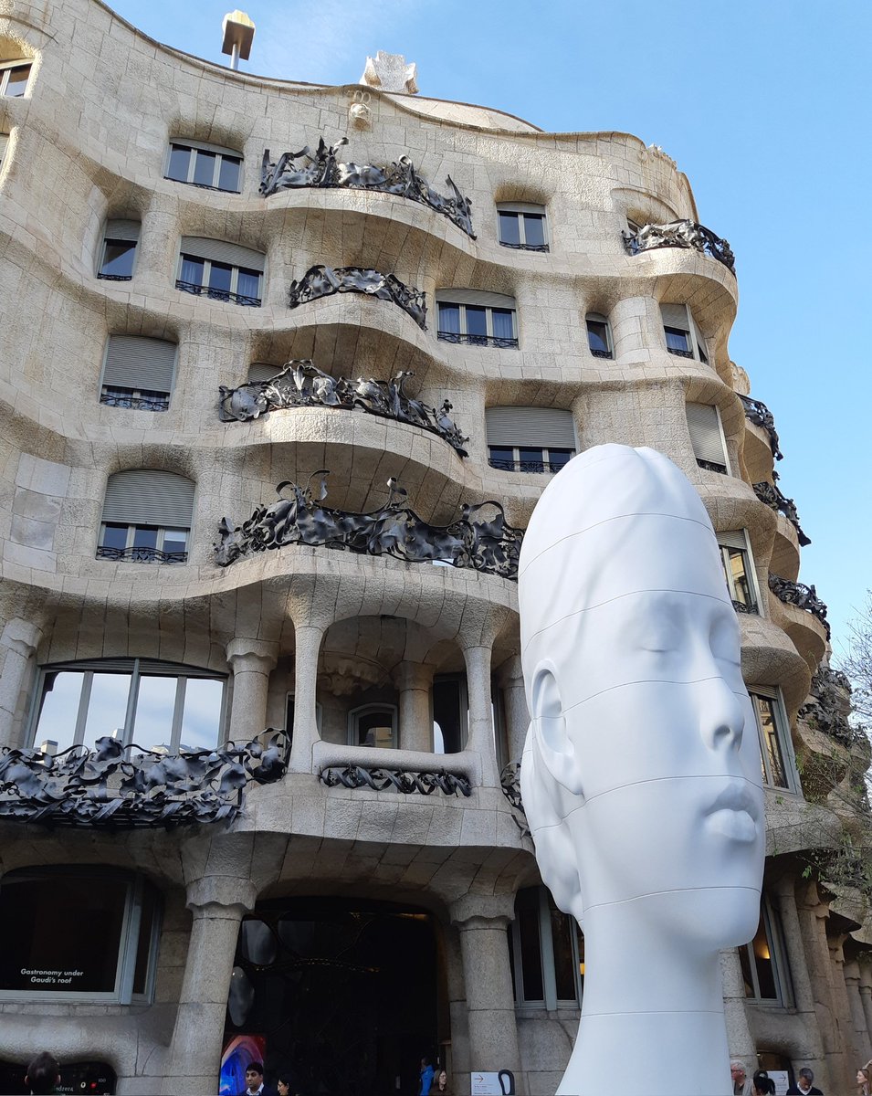 Flora en La Pedrera. BCN.