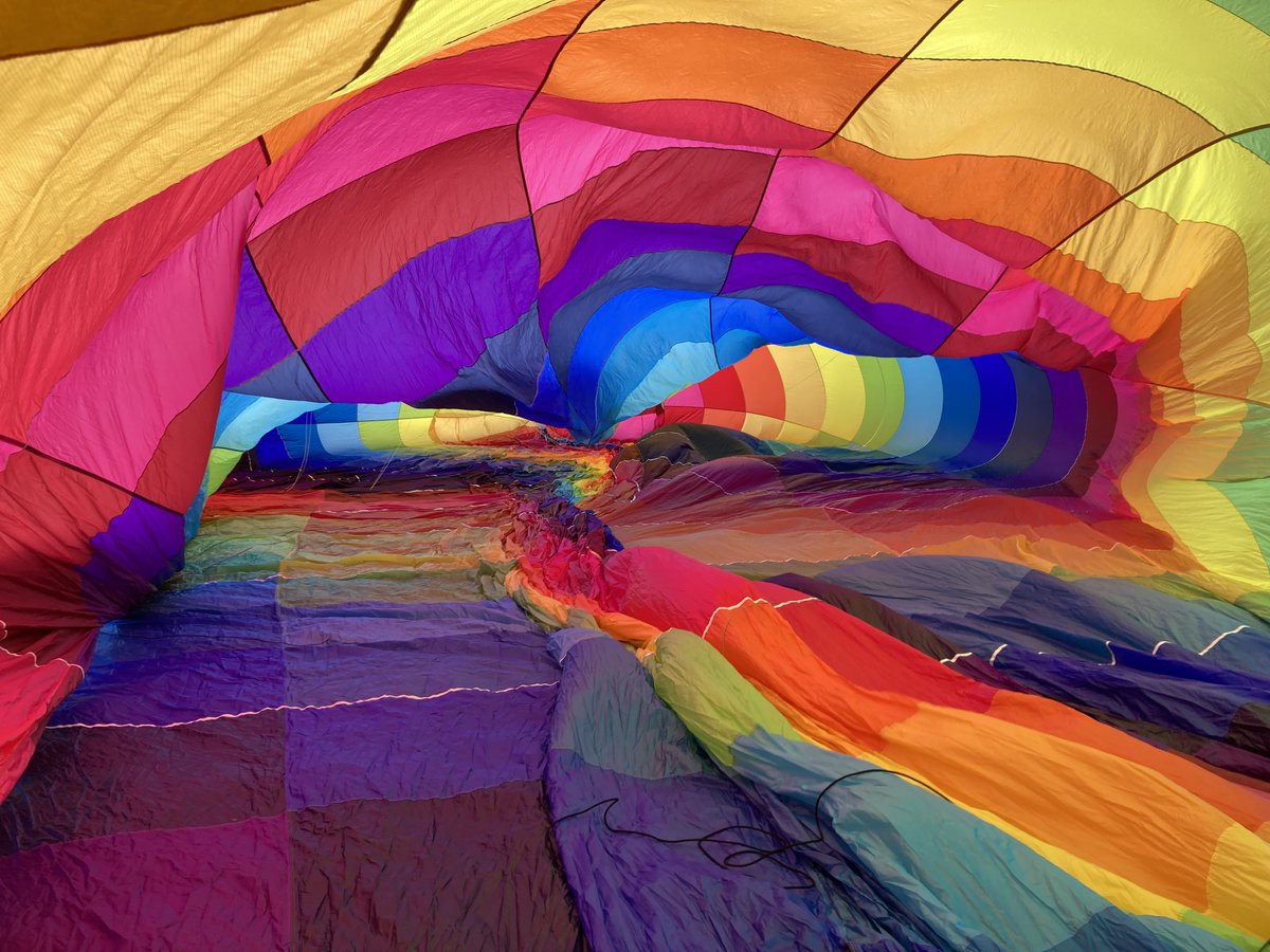cameronballoons's tweet photo. A bit of colour to brighten up your day.

Our test-inflation crew secured these images as the early morning sun illuminated these beautiful new envelopes, now being flown worldwide.

#testinflation #newballoon #hotairballoons #fabricengineering #looktothesky #teamcameron https://t.co/Mz6ekKJc2N