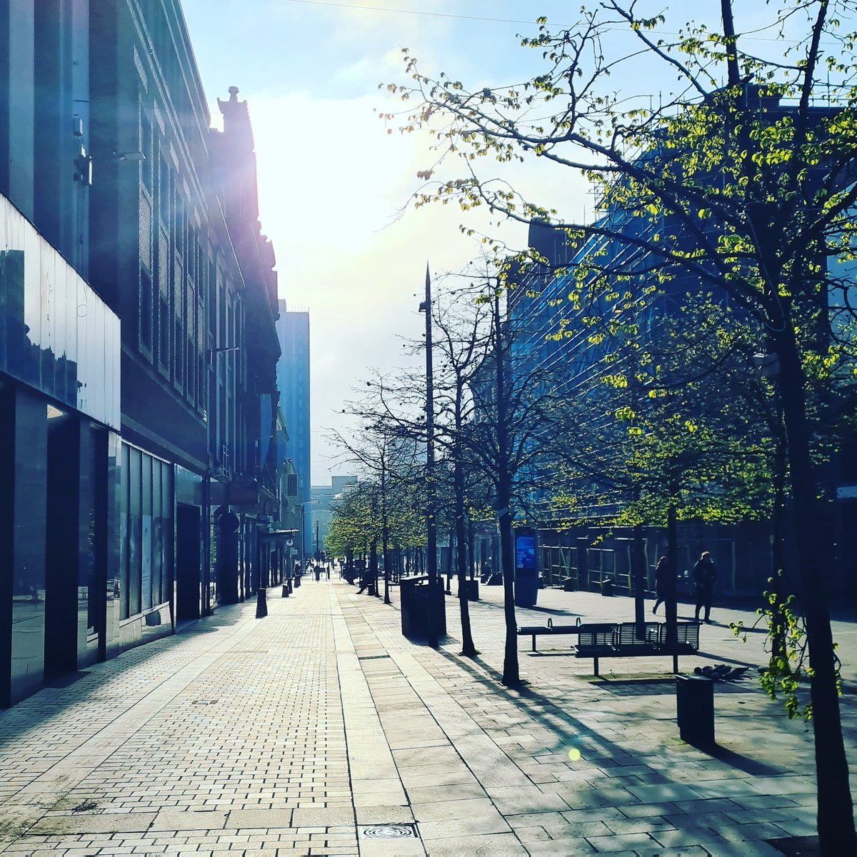 is_glasgow's tweet photo. Early morning on Sauchiehall Street in Glasgow.
#glasgow #sauchiehallstreet #cityscape #streetlife #peoplemakeglasgow #glasgowstreets #streetsofglasgow https://t.co/LyX3z1kKI1