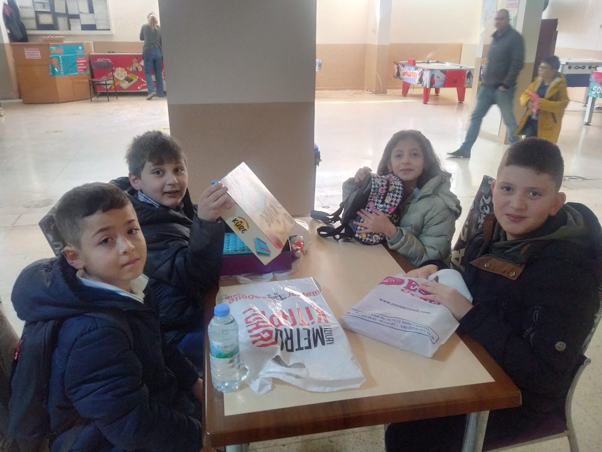 Akıl ve Zeka Oyunları İlçe Finalinde okulumuz öğrencisi İkra Buyrucu mangala oyununda  ilçede 2. Olmuştur. Öğrencimizi ve öğretmeniniz antrenör ümüz Abdullah Cengiz Tok u tebrik ederiz