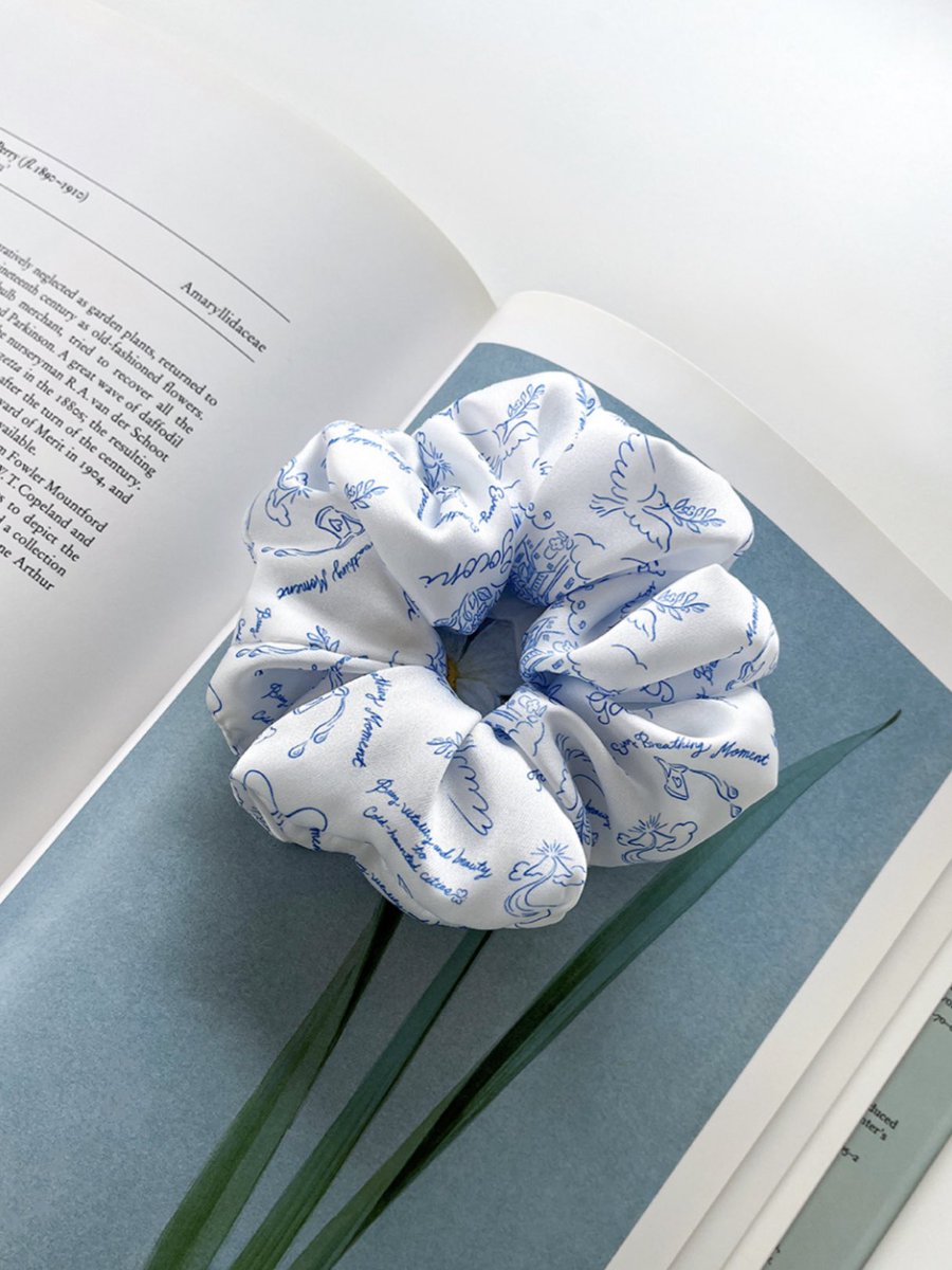 beemustore's tweet image. 。Pre 🇰🇷꒱
#GOCORI 
GARDENERS STORY SCRUNCHIE Sale 10%

🏷 530.- free shipping
มัดจำ 250 🍉

✈︎ ส่งกลับแอร์ 
☑ จ่ายรอบเดียว
#พรีเกาหลี #พรีออเดอร์เกาหลี