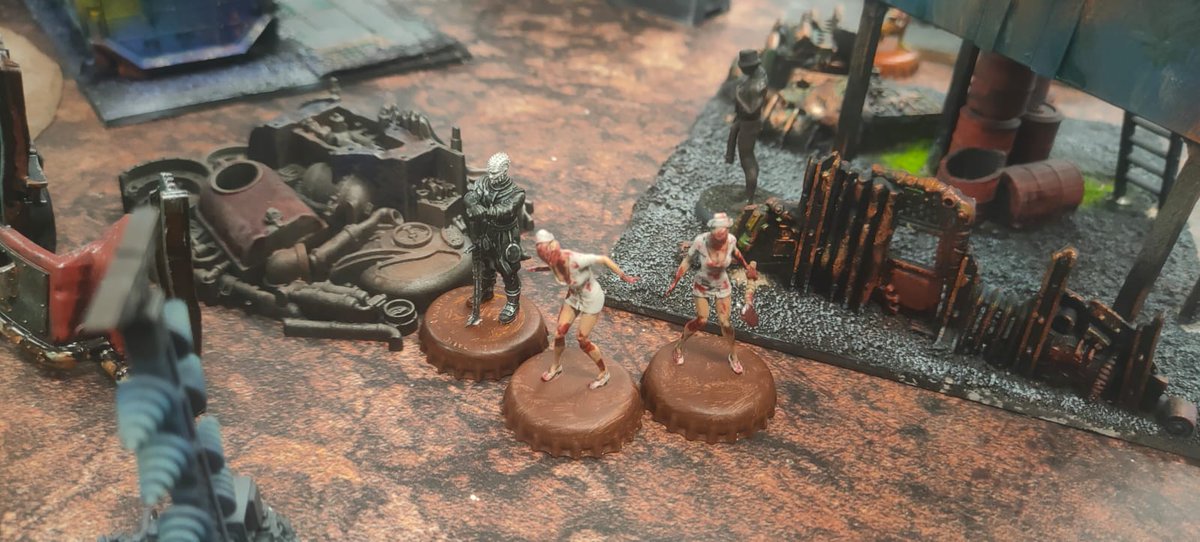 Habemus_Ludum's tweet photo. 2/3
Alguna fotico más del torneo de ayer.
Gracias @OFMALCALA @alcaladehenares por el apoyo.
@Punkapocalyptic en #alcaladehenares #CasaDeLaJuventud
#punkhabemus
#punka #punkapocalyptic #ElParamo #wasteLAND #torneo #tournament #wargame #wargaming #Warmongers #badrollgames #madmax https://t.co/zId5of4vxT