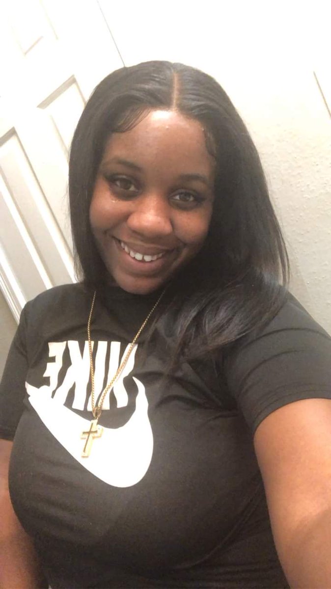 Dareal_Re's tweet photo. She took care of me when you was locked up 😂😂#somebodybabymomma https://t.co/6xJ5Sndk4l