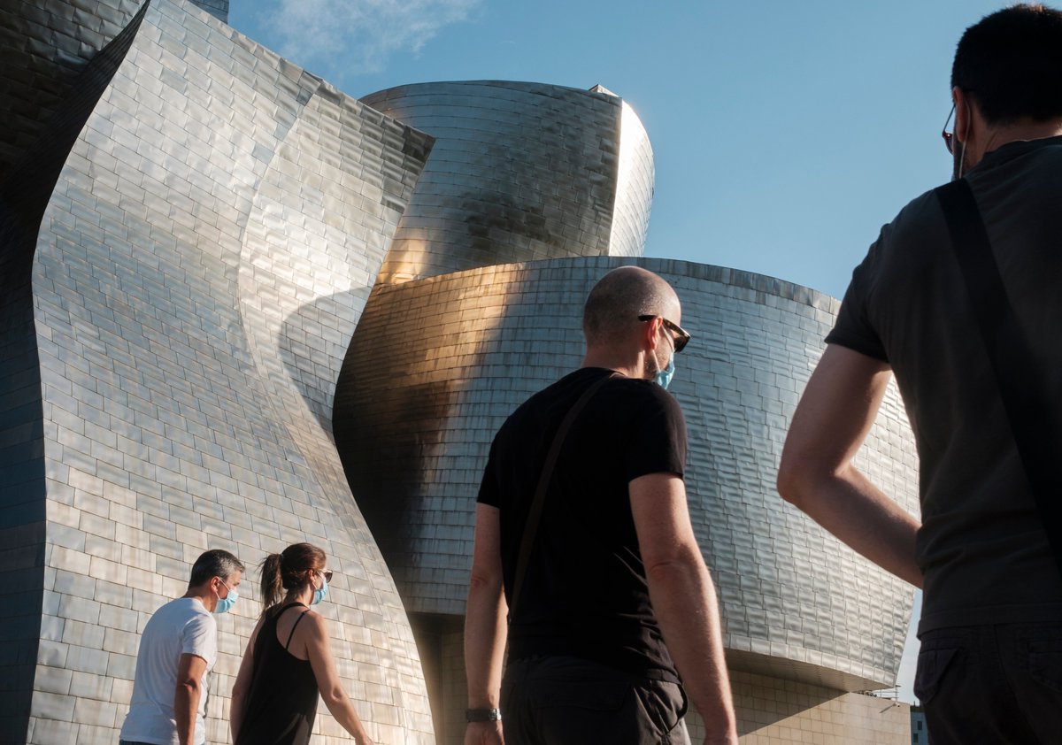 People and form(Bilbao)
#bilbao #guggenheim25 #guggenheimbilbao #euskadi #euskaditurismo