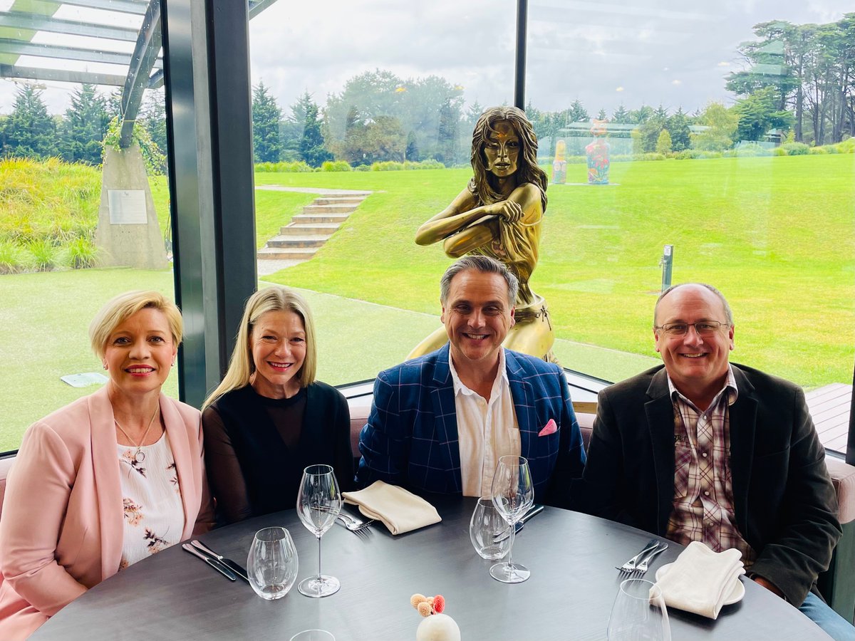 Lovely lunch <a href="/LevantineHill/">Levantine Hill</a> with the lovely Martine, my brother Lance &amp; his partner Julie. 🍷
