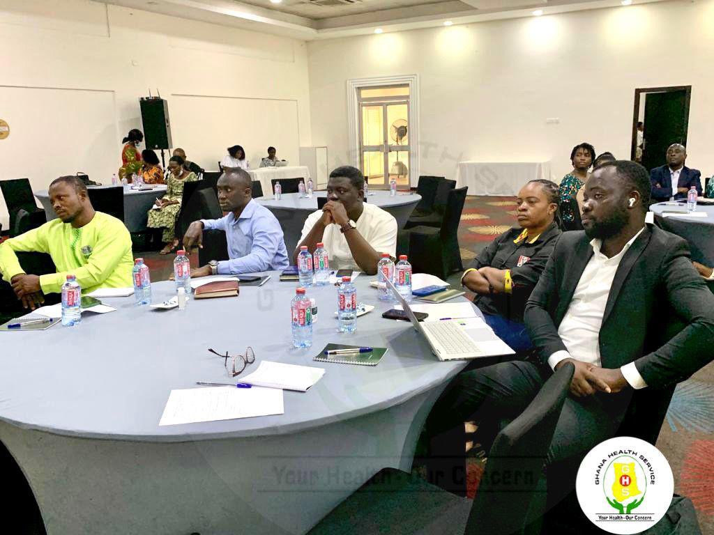 _GHSofficial's tweet photo. 1/2 A stakeholder meeting on the Advocacy Flame Agenda was held on Friday in Accra by the Expanded Programme on Immunization (EPI), of the Service, in collaboration with its partners. The event was centered on creating alliances in favor of immunization, raising stakeholder… https://t.co/eGV0Qolas1