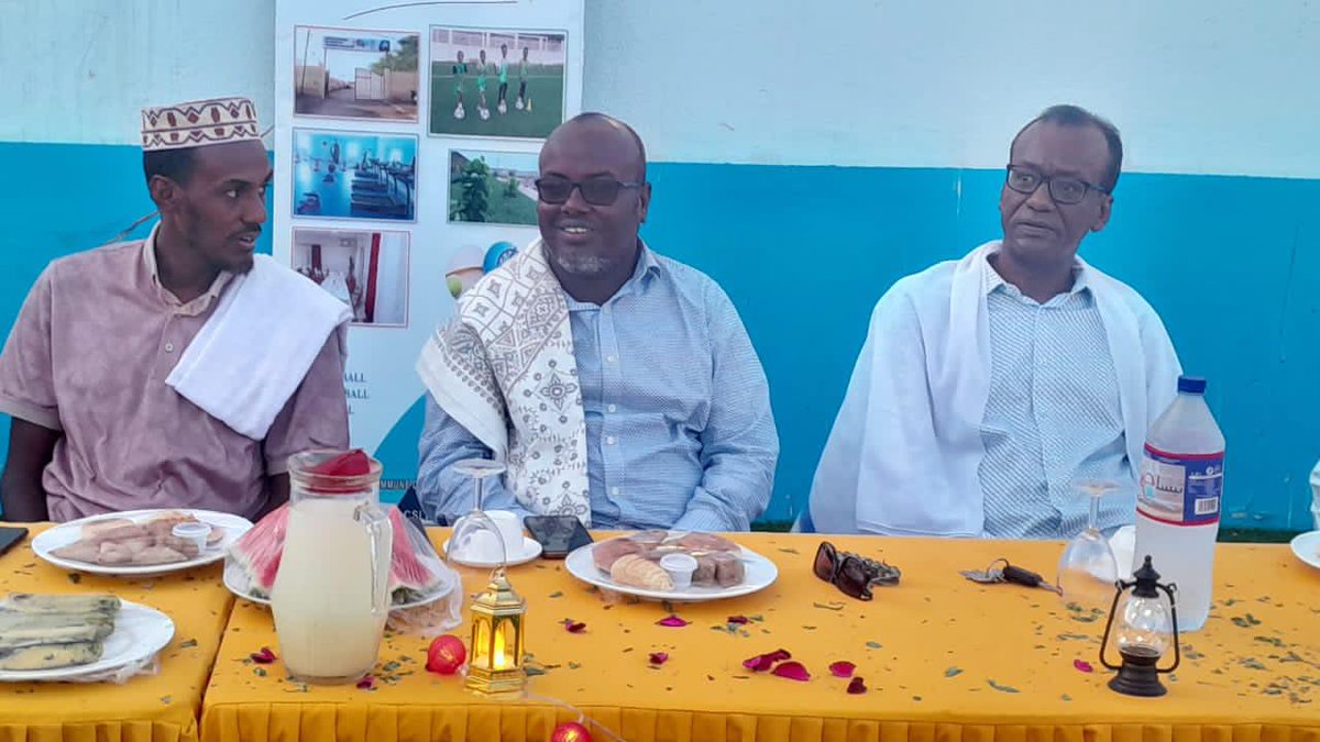 Doualemed5's tweet photo. Clin d'oeil #iftar2023
à #Quartier7 Commune #Boulaos https://t.co/bnbxOYtUR7