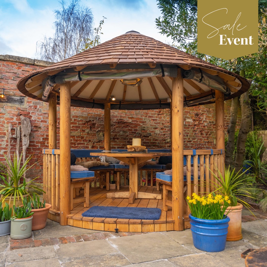 BreezeHouseUK's tweet photo. You only have today and tomorrow to make the most of our Spring Sale Event 🌿

Get your dream gazebo or Breeze House for a fantastic price! Browse online or visit our friendly teams at our showsites ➡️ https://t.co/LGHExtFG5X https://t.co/SuBdqStpmC