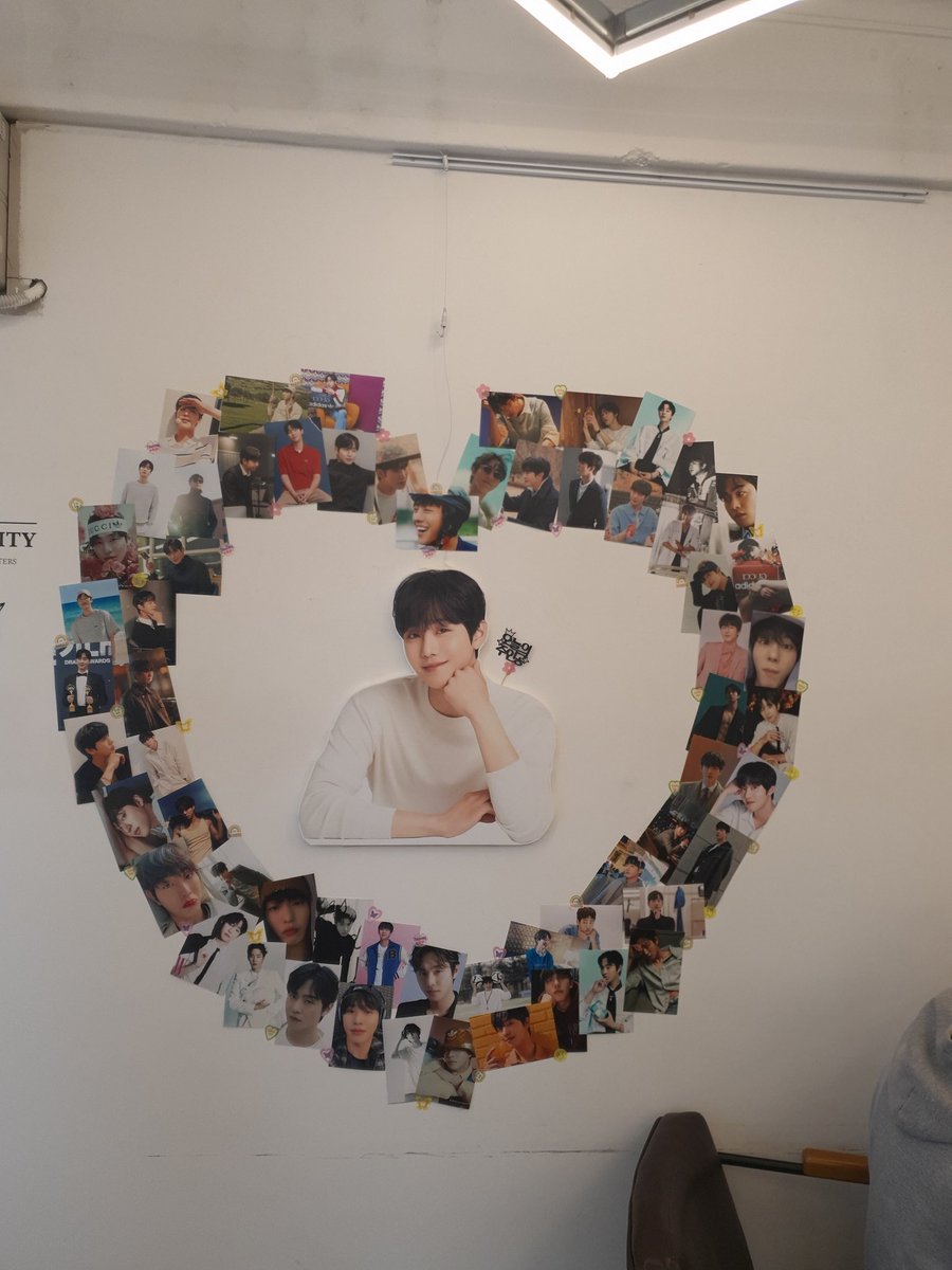seop_i_lang's tweet photo. ์ง๋ฐฉ๋ฌ ์๋ฒฝ์ฒซ์ฐจํ๊ณ ๋์ฐฉ์๋ฃ
ํน์ ๊น์ง ๊ฒ-โฅ๏ธ
์ง์ง ์ ๊พธ๋ฉฐ ๋์ผ์
จ์ด..๐ฅฒ
์ฌ์ง์ ๋ค ๋ชป ๋ด์์
์ฌ๋ผ์จ ๋์์ ๋๋ฌด ์ํ์ด
.
#HAPPY_HYOSEOP_DAY
#์ฐ๋ฆฌ์๊ฒ_๋ฐ๋ปํ_๋ด๋ _ํจ์ญ์์ผ_์ถํํด
#ํจ์ญ์์ผ์_์ฐ์ฃผ๋์คํ_๋ฐ๋ผ์
#์ํจ์ญ #AhnHyoseop #HBDTY https://t.co/h5M5dxnvOY