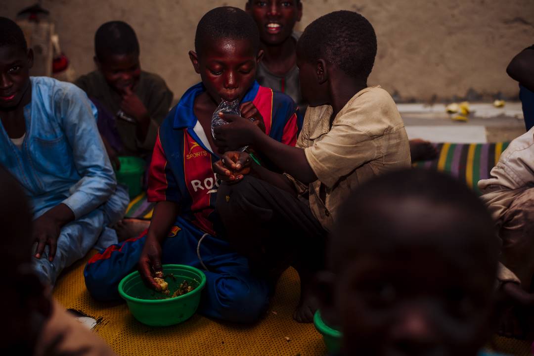 Special iftar moments with the #Almajiri children. #SDGs zero hunger.
It's sad enough that the Almajiri Child has no food on daily, imagine what they go through during #Ramadan? Hence the #partnership with <a href="/AlmajiriLife/">Almajiri Child Rights Initiative (ACRI)</a> to feed Almajiri through out this period.
#LeaveNoOneBehind