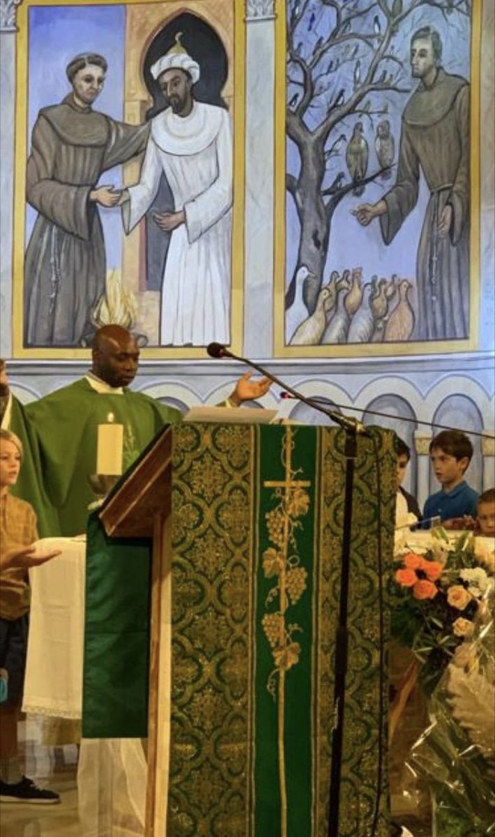 A Khartoum e in altre città in Sudan divampa la guerriglia tra esercito ed ribelli, per un cambio di regime. Molto i morti anche civili. I frati minori presenti in città così in casa stanno bene. . Restiamo in Preghiamo per questo paese!