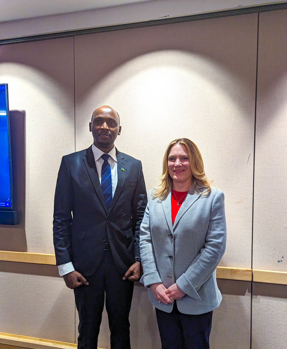 RwandaHealth's tweet photo. During his working visit to the US, Hon. @nsanzimanasabin met with @HHSGov Deputy Secretary Andrea Palm &amp; officials from @NIH, @US_FDA &amp; @CDCgov. They discussed existing cooperation &amp; explored new partnerships in global health security, regulatory affairs, research &amp; development. https://t.co/TGQXB3K6jk
