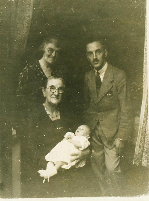 This terms Basic Family History course is taking place on Wednesdays due to there being 3 Bank Holiday Mondays in May. Starts 3rd May 10am to 12.30pm To see what the course covers and to register go to carnegiehull.co.uk Cost is £30 to be paid before the start date.