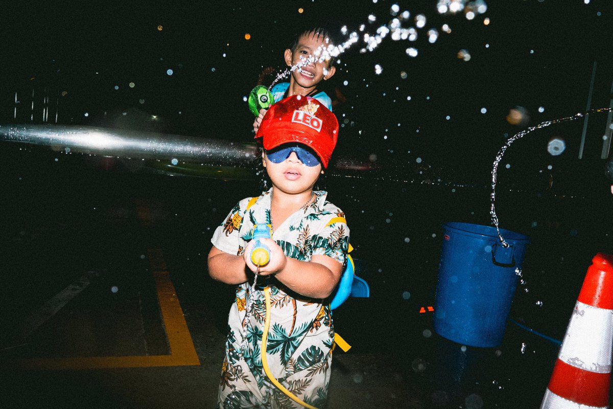 Songkran Festival at Silom, Bangkok
20230415

#สงกรานต์ #SongKran2023 #songkran #songkranfestival #songkranday #bangkok #bangkokthailand #bangkoknightlife #bangkoknight #bangkoklife #thailand #thailand🇹🇭 #street #streetphotography #flash #flashphotography #silom