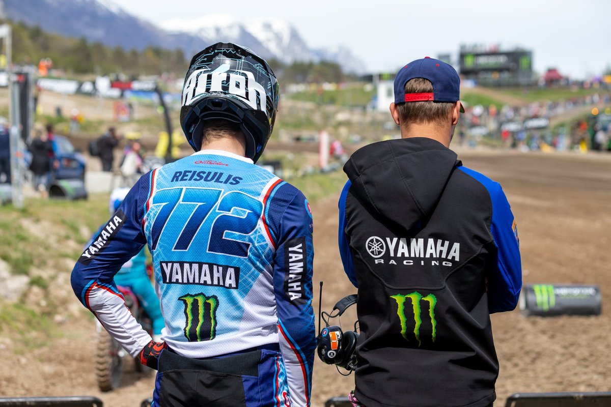 yamaharacingcom's tweet image. 🏆 Janis Reisulis powers his #GYTR kitted #YZ125 to a dominant 1-1 victory at the @mxgp of Trentino, and now leads the #EMX125 Championship by 13-points! 🚀✨