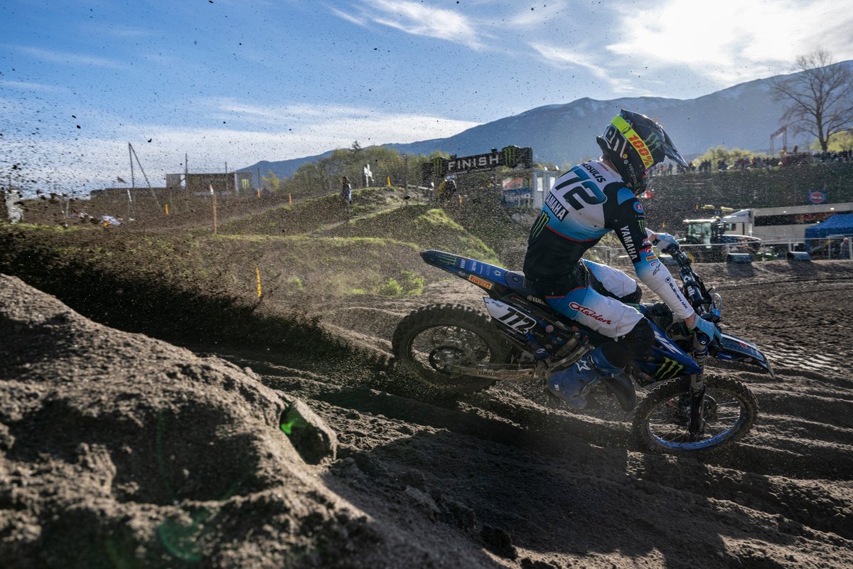 yamaharacingcom's tweet image. 🏆 Janis Reisulis powers his #GYTR kitted #YZ125 to a dominant 1-1 victory at the @mxgp of Trentino, and now leads the #EMX125 Championship by 13-points! 🚀✨
