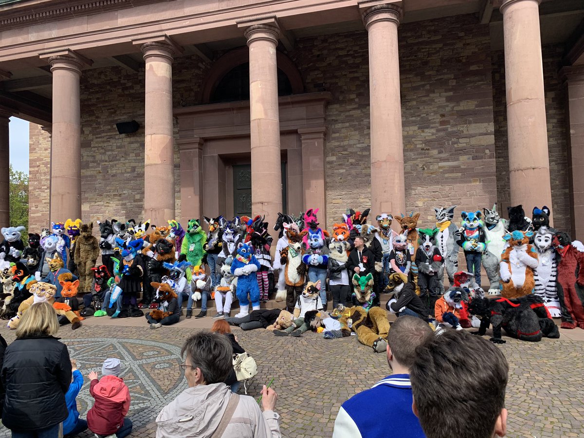 Hab gestern einen schönen Tag beim Karlsruher Suitwalk gehabt